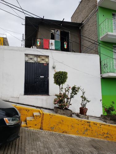 Imagen 1 de 14 de Casa En Venta Muy Amplia
