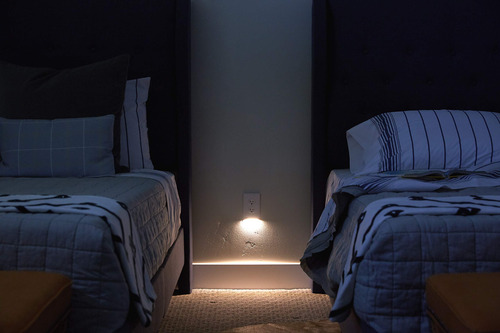 Luz Nocturna Led Snappower Guidelight 2 Para Tiendas De Deco
