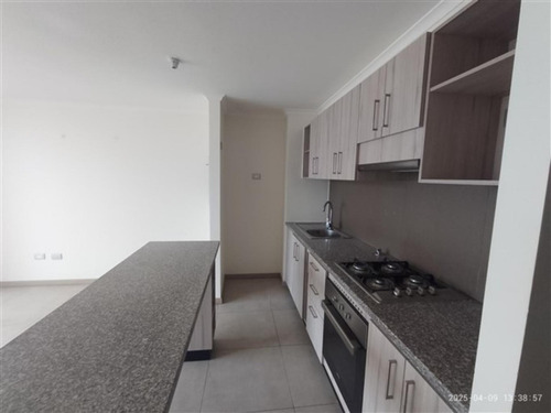 Depto De 3d 2b En Condominio Jardines Del Pacífico Iii