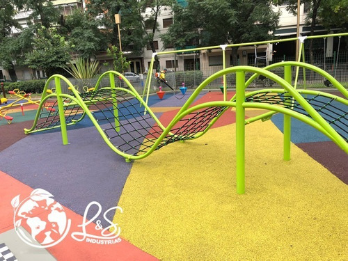 Piso De Caucho Continuo In Situ Para Plazas Colegios Gym