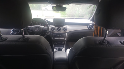 Mercedes-Benz Clase GLA 1.6 Gla200 Urban 156cv