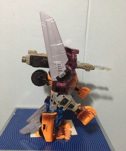 Transformers = Optimal Optimus = Transmetal 2 (Usado)