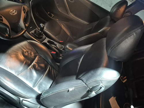 Hyundai Elantra 1.8 I35 Gl Mt