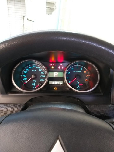 Mitsubishi Pajero Tr4 ,branca