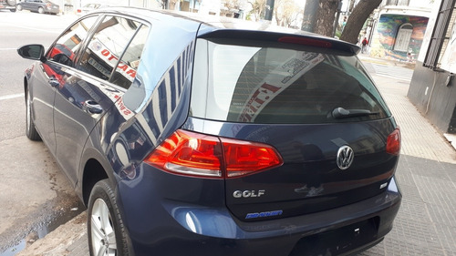 Imagen 4 de 8 de Volkswagen Golf 2015 1.6 Trendline