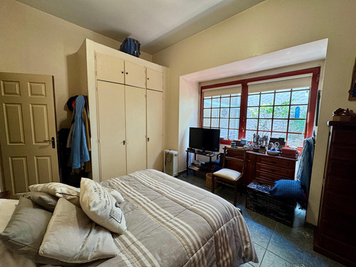 Venta. Casa. Lote Propio. 11 Ambientes. 5 Baños. Jardín. Villa Crespo.
