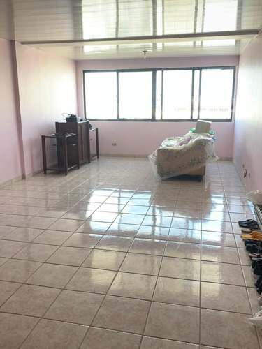 Apartamento En Naco De Oportunidad 