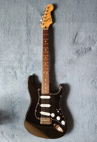 Guitarra Fender Stratocaster Mexicana (tex Mex + Roslen
