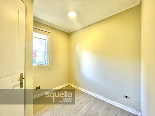 Casa Condominio Arriendo - 6d+4b, Salita, Quincho Y Piscina