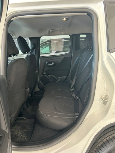 Jeep Renegade 1.8 Sport At6