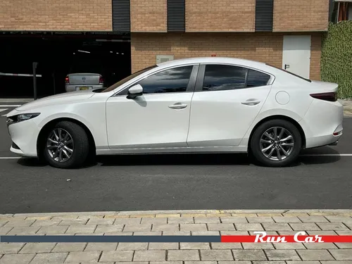 Mazda 3 2.0 Touring