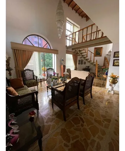 Vendo Exclusivo Y Acogedor Apartamento Duplex En Laureles,medellin.