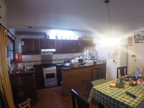 Imagen 5 de 14 de Casa Multifamiliar C/parque. Venta