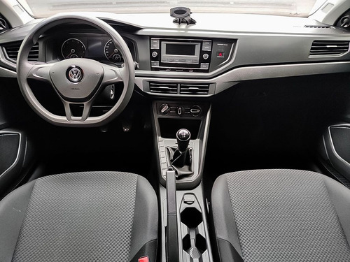 Imagem 5 de 12 de Volkswagen Polo 1.0 Mpi Total 2020