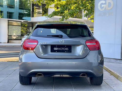 Imagen 12 de 25 de Mercedes-benz Clase A 1.6 A 200 Urban Be 156cv