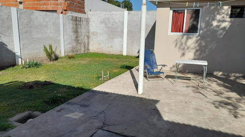 Venta De Casa Dos Dorm. + Dorm Y Baño De Servicio