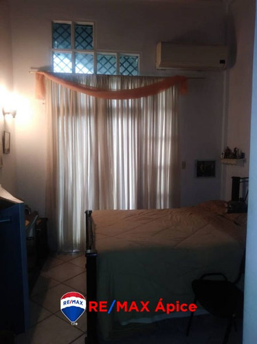 Imagen 7 de 7 de Se Vende Town House, Av. Romulo Gallego