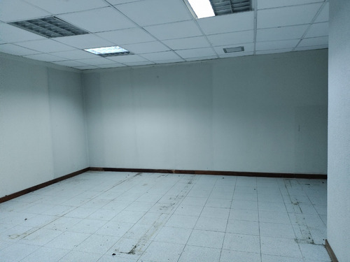 Imagen 9 de 13 de Vendo Local En Excelentes Condiciones