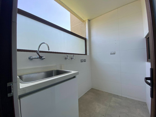 Arriendo Dpto Con Jardín, 4 Dorm Cercano A Portal