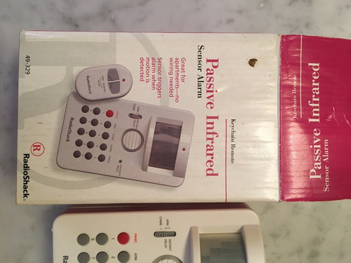 Imagen 2 de 4 de Radio Shack Portable Passive Infrared Sensor Alarm.