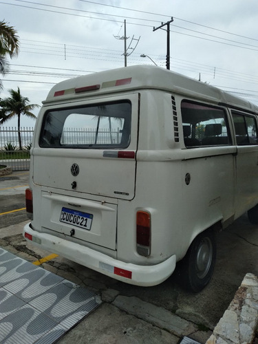 Volkswagen Kombi 2010 1.4 Lotação Total Flex 3p