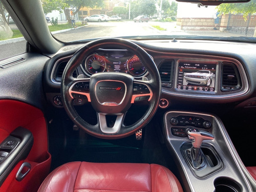 Imagen 14 de 14 de Dodge Challenger 2017 3.7 3.6 Dual Stripes At