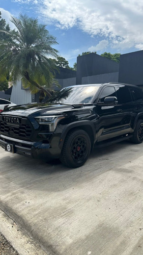 Toyota Sequoia 3.5 V6 Capstone