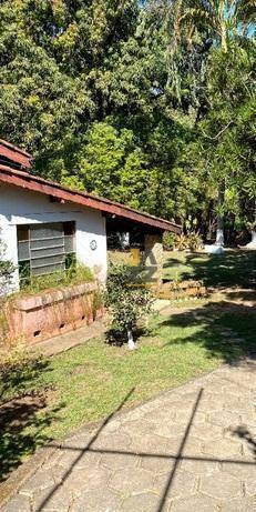 Linda Chácara Com Excelente Localização 3 Dormitórios À Venda, 2586 M² - Centro - Jaguariúna/são Paulo - Ch0658