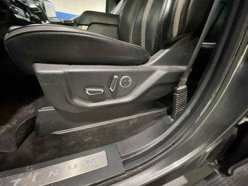 Imagen 13 de 24 de Ford F-150 Platinum Ktcb36