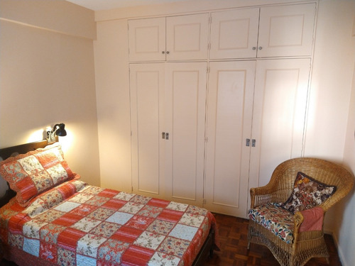 Alquiler Temporario Departamento 2 Ambientes En Recoleta