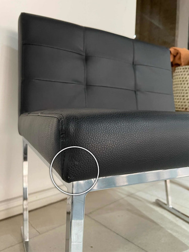 Imagen 5 de 10 de Sillon Capitone Negro 1 Cuerpo 2da Seleccion Outlet