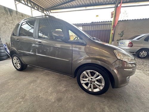 Fiat Idea 1.6 16v Essence Flex Dualogic 5p