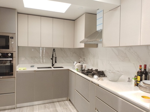 Vendo Casa La Cisterna 5d-4b-3e Y Piscina Y Quincho