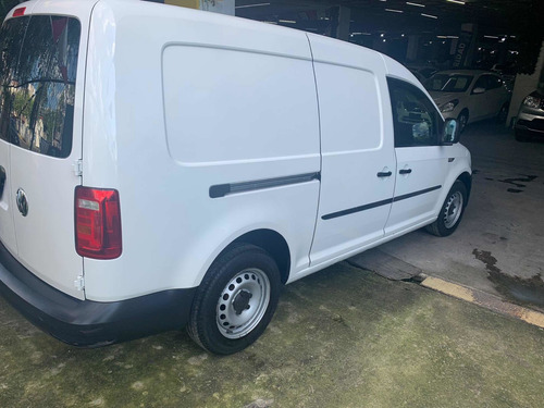 Imagen 8 de 14 de Volkswagen Caddy 1.6 Maxi Std 5 Vel Ac 2017