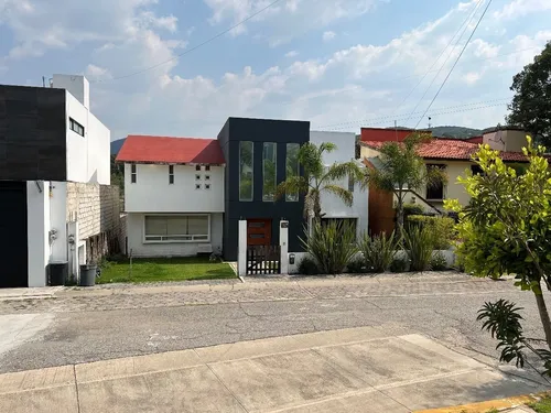 Casa En Venta, Condado De Sayavedra Estilo Contemporáneo Cod. Ev1571