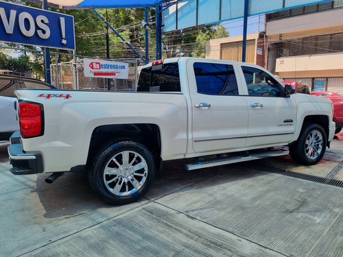 Chevrolet Cheyenne 5.3 2500 Doble Cab High Country 4x4 Mt