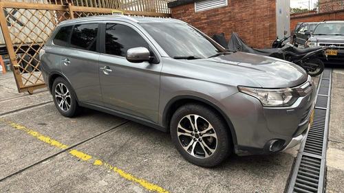 Mitsubishi Outlander 3.0l