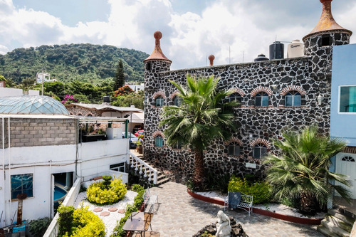 Propiedad Remodelada Sobre Carretera Cuernavaca Tepoztlan