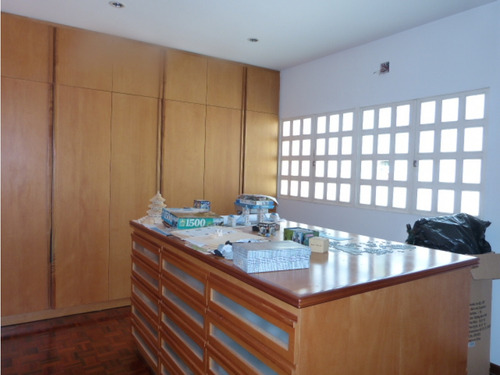 Se Vende Casa 837m2 Prados Del Este 0372