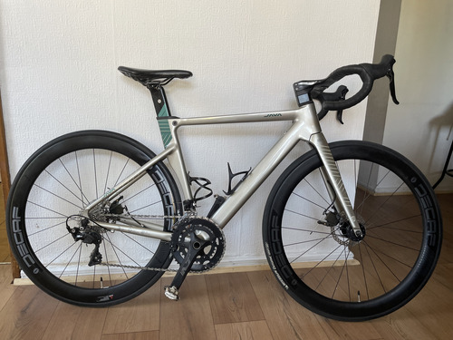 Bicicleta De Ruta Java Siluro Con Transmisión Shimano 105 (Usado)