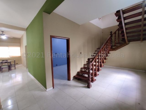 Imagen 7 de 27 de Urbanizacion Barrio Sucre Casa Quinta Maracay, Vp 22-11048 Vanessa Puerta 0412-4625364