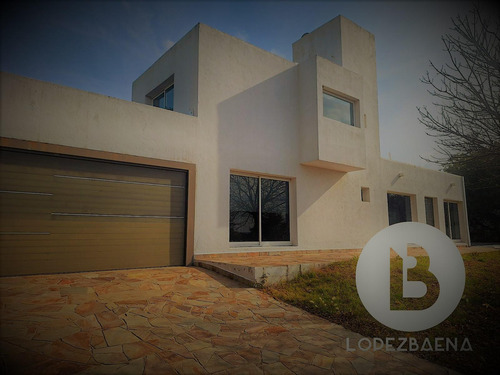 Vendo Casa En Estancia Q2 - 3 Dorm - Mendiolaza