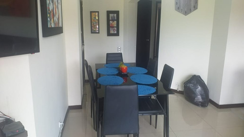 Imagen 4 de 18 de Bonito Apartamento En Corazon De Laureles, Cerca De Unicentro Y Parques