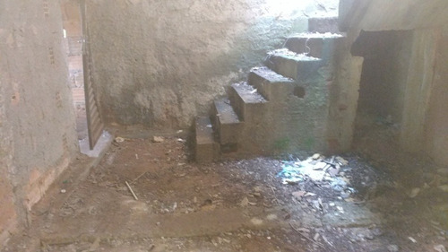 Lote Com Construção Faltando Acabamento No Icaivera. - 1625