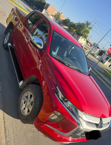 Mitsubishi L200 2.4 Cabina Doble 4x2 Mt