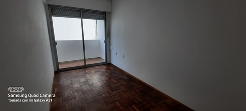 A Pasos De Todo A Nuevo 3 Dormitorios 2 Baños Garage