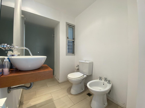 Casa De 3 Dormitorios En Venta Con Parrillero -aldea Fisherton