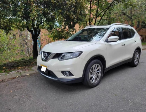 Nissan X-Trail 2.5 Exclusive