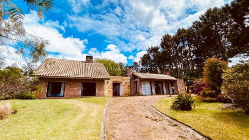 Casa En Venta De 3 Dormitorios En Tio Tom Punta Ballena- Ref: 4351