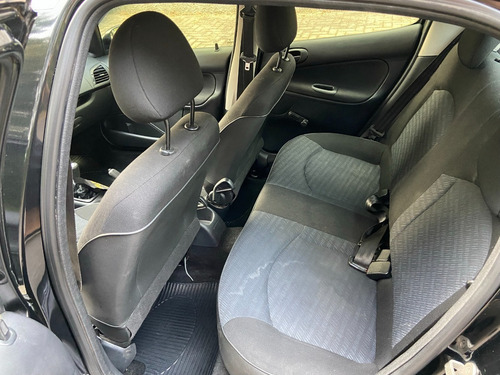 Peugeot 207 - 2010/2011